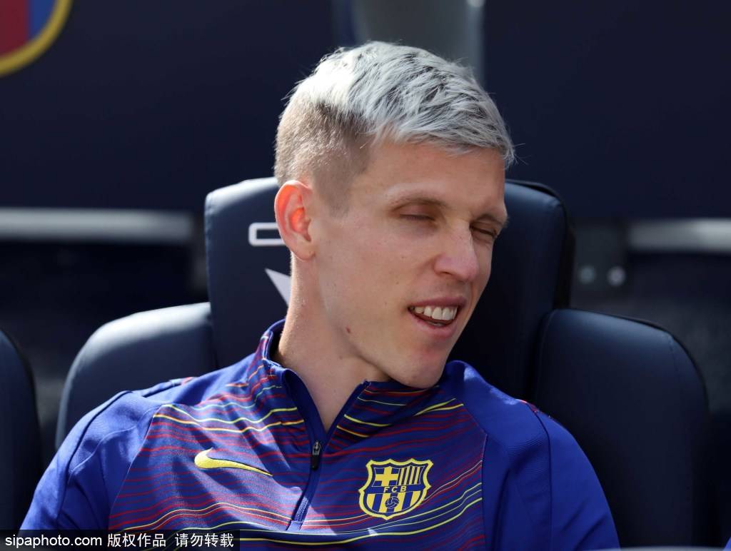 意甲劲旅拉齐奥瞄准赫罗纳天才后卫!1400万解约金能否敲定阿尔瑙·马丁内斯?